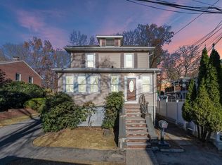 7 Kershaw Rd, West Roxbury, MA 02132