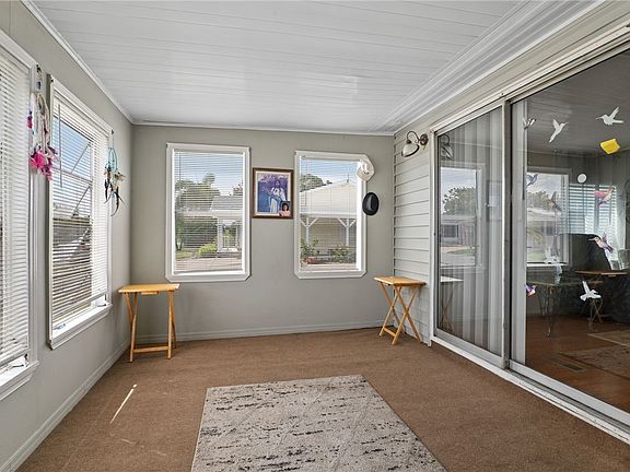 2nd image of 918 Cashew Cir