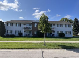 1048 Abbey Ct APT 8, Holland, MI 49423