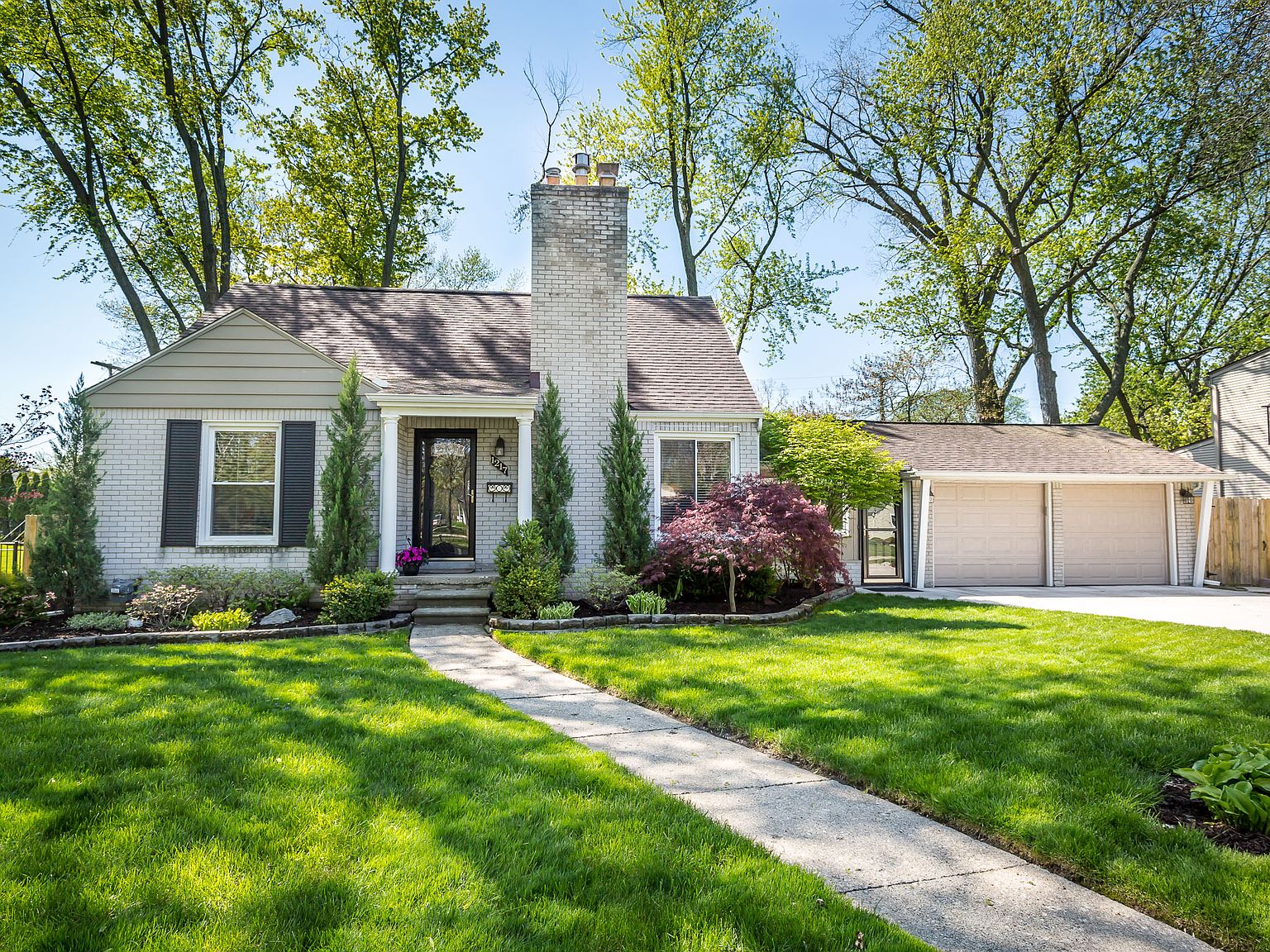 1217 Woodsboro Dr, Royal Oak, MI 48067 Zillow