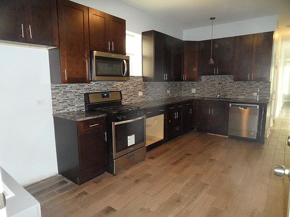 2nd image of 1518 S Lawndale Ave #2
