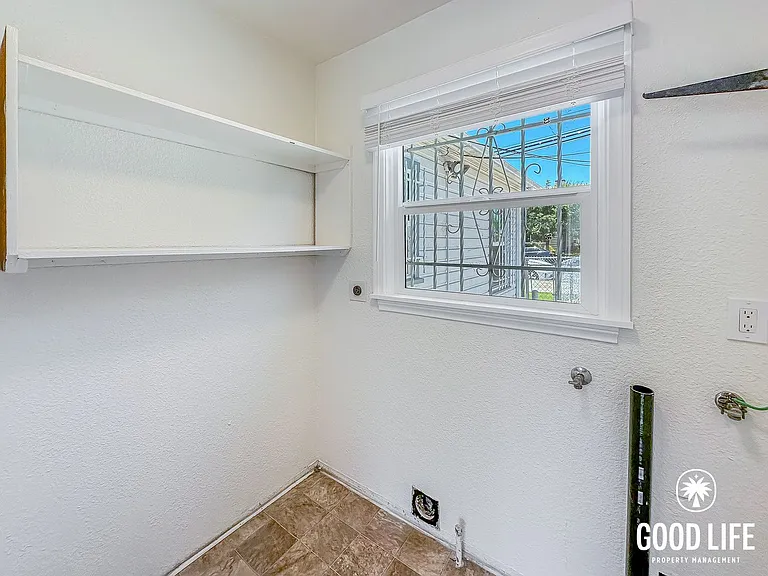 252 G St — Photo 13