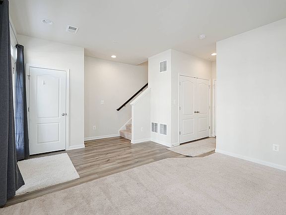 5th image of 3012 Osprey Way