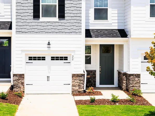 136 Silver Pine Dr, Angier, NC 27501