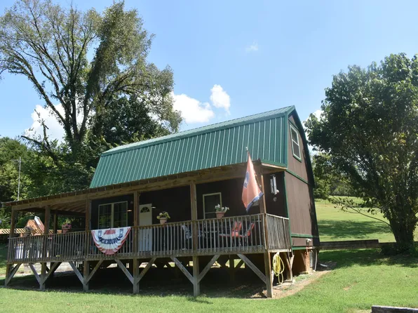 56 Nickajack Rd, Pleasant Shade, TN 37145