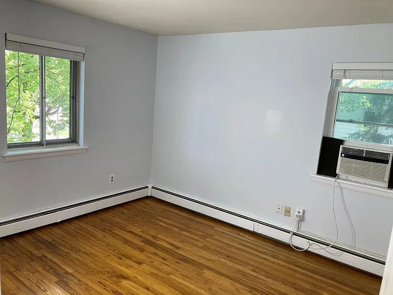 807 Erford Rd — Photo 17