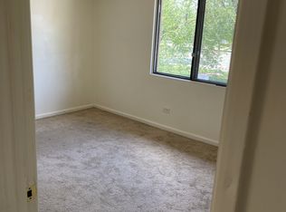 6600 104th Pl APT 1, Chicago Ridge, IL 60415