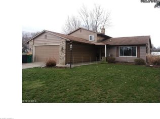 8826 Harley Ln, Mentor, OH 44060