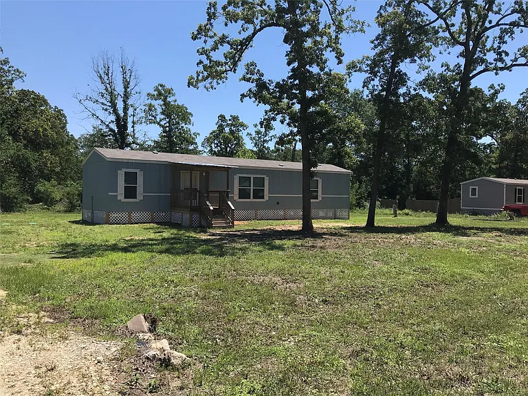 246 Brenda Rd — Photo 1