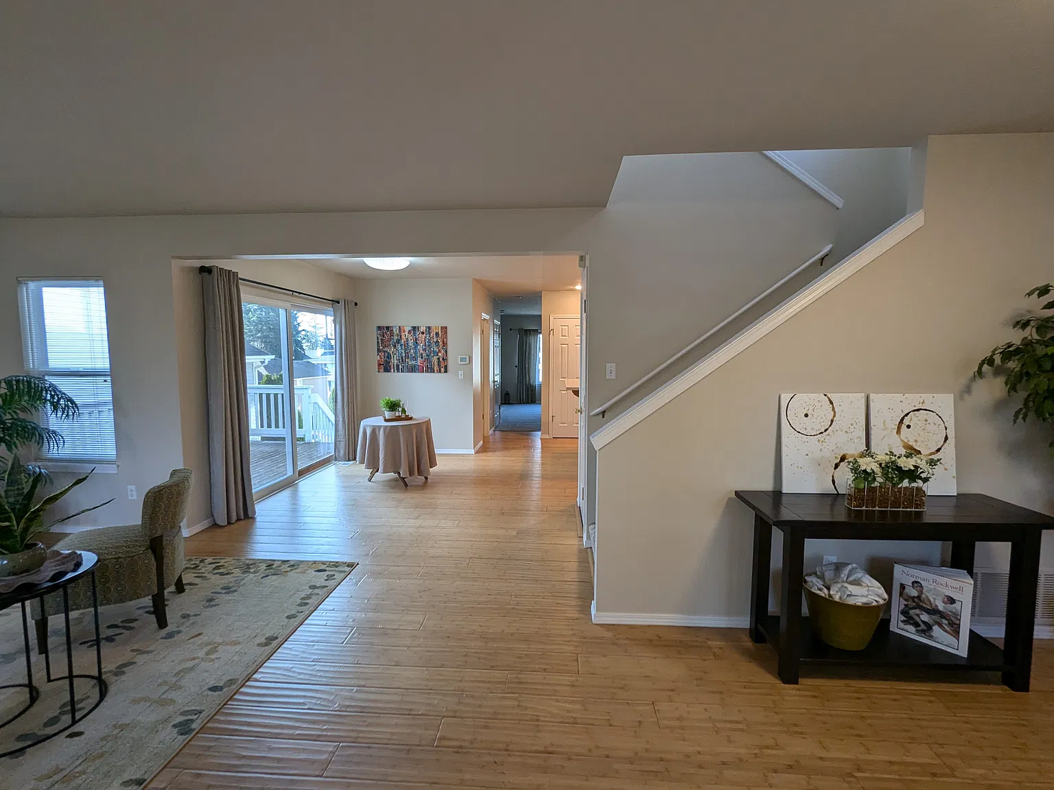 3 bed, 2.5 bath, 1730 sqft, $3,450 — Photo 2