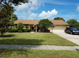 12542 137th St N, Largo, FL 33774