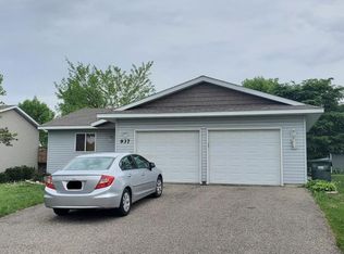 937 Carolina Pkwy, Hutchinson, MN 55350