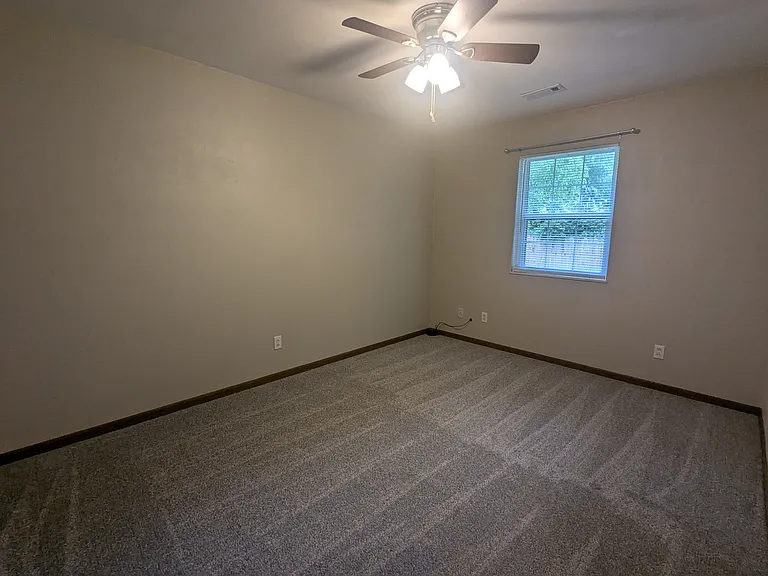803 Plankway Dr — Photo 15