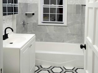 68 North Rd #2, White Plains, NY 10603