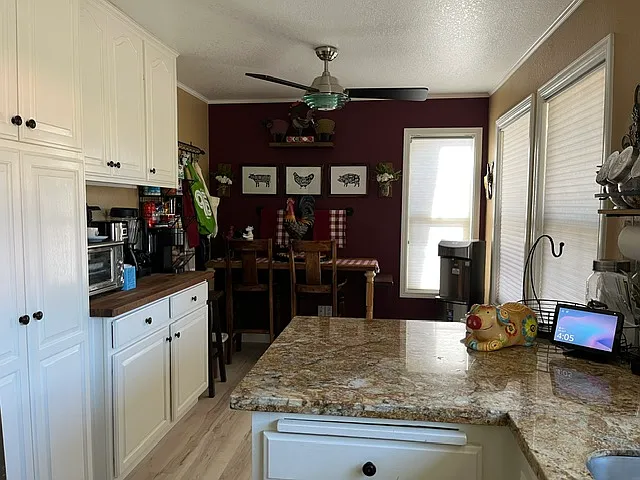 150 Moll Dr — Photo 10
