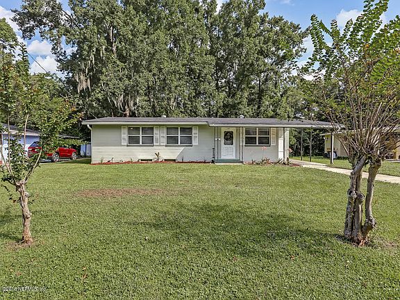 3rd image of 7347 Greenway Dr