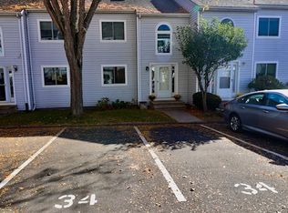 34 Valley Run Dr #34, Cromwell, CT 06416