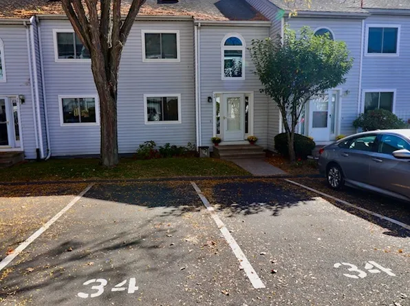 34 Valley Run Drive #34, Cromwell, CT 06416