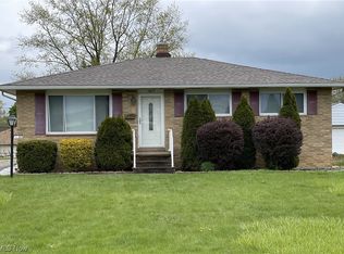 5857 Scarlet Oak Dr, Bedford Heights, OH