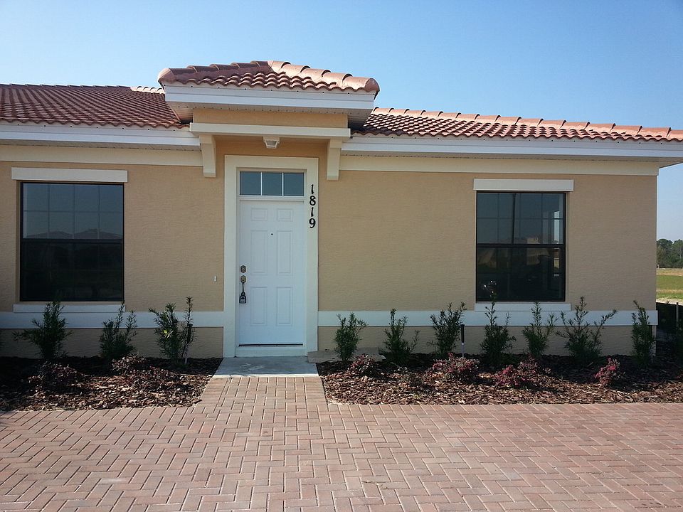 2 Bedroom Villas at Tuscany Preserve