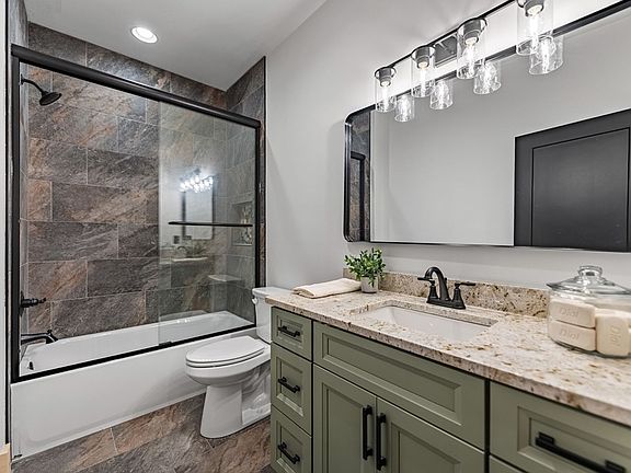 30th image of this home