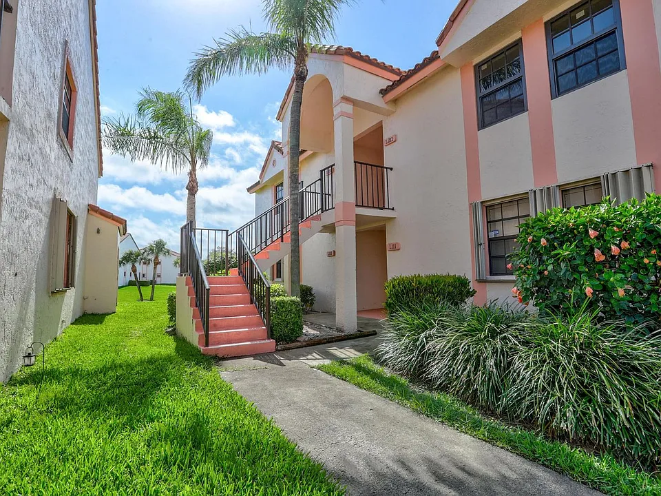 3170 Leewood Ter #L210