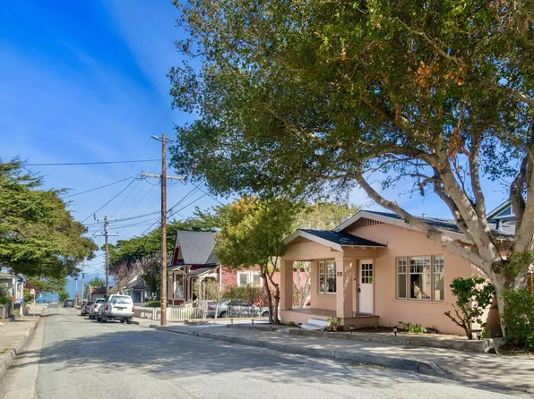 121 10th St, Pacific Grove, CA 93950