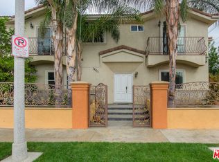 18811 Topham St #J, Tarzana, CA 91335