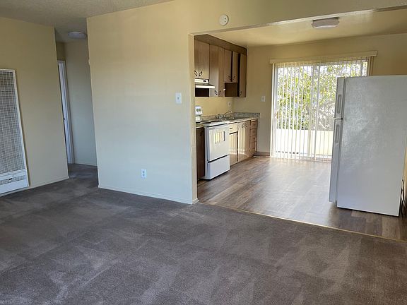 3rd image of 21600 Westpark St APT 44