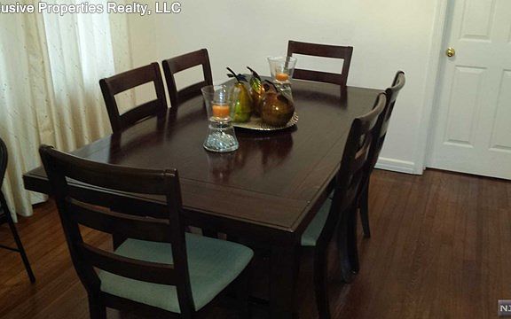 3rd image of 7 Albert Ave #1