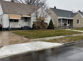 12815 Grannis Rd, Garfield Heights, OH 44125