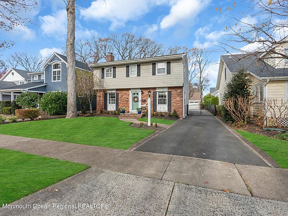 5th image of 709 Crescent Place