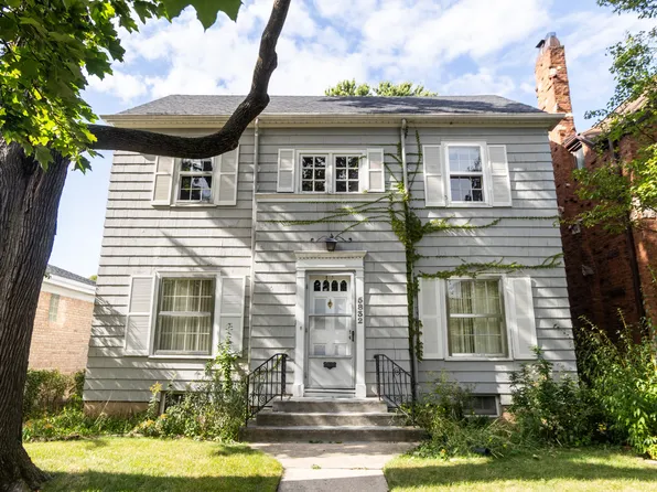 5832 N Kenton Ave, Chicago, IL 60646