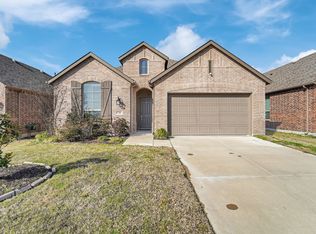1360 Greenbelt Dr, Forney, TX 75126