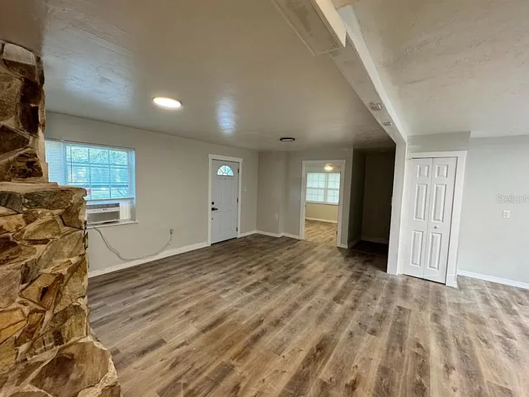 420 Rock Pit Rd #B — Photo 2