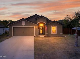 733 Walmsley St SW, Palm Bay, FL 32908