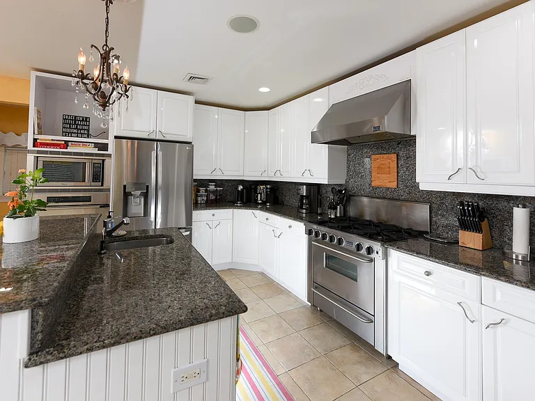 5501 Atlantic Ave #2026 — Photo 6
