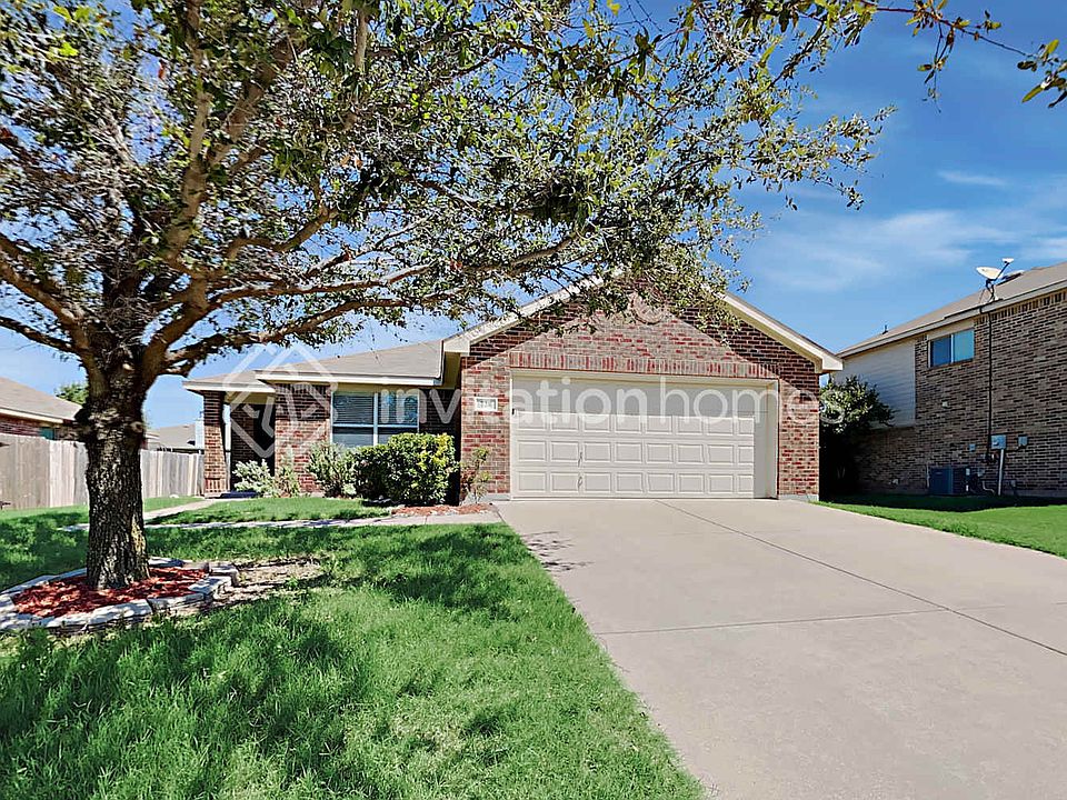 1st image of 728 Redwing Dr