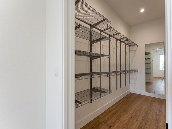 4th image of 1516 Minnesota Ave Floor 3
