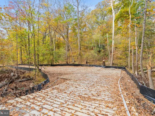 504 Holly Rd, Fort Washington, MD 20744