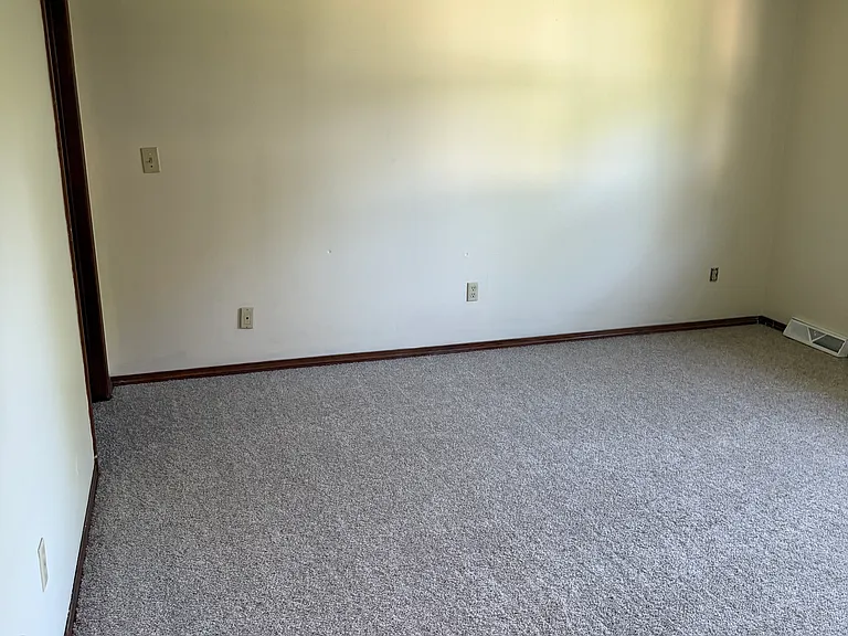 5886 Riverton Rd — Photo 10