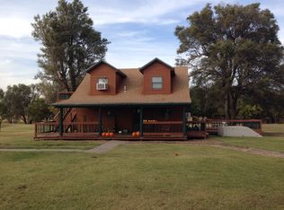 220 NW 110th Ave, Great Bend, KS 67530