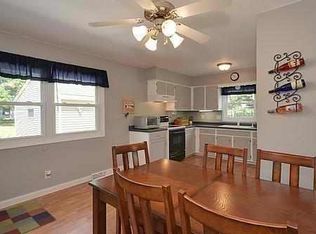 171 S Regis Rd, Saukville, WI 53080