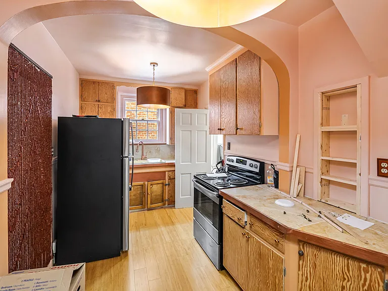 3408 Montrose Ave — Photo 9