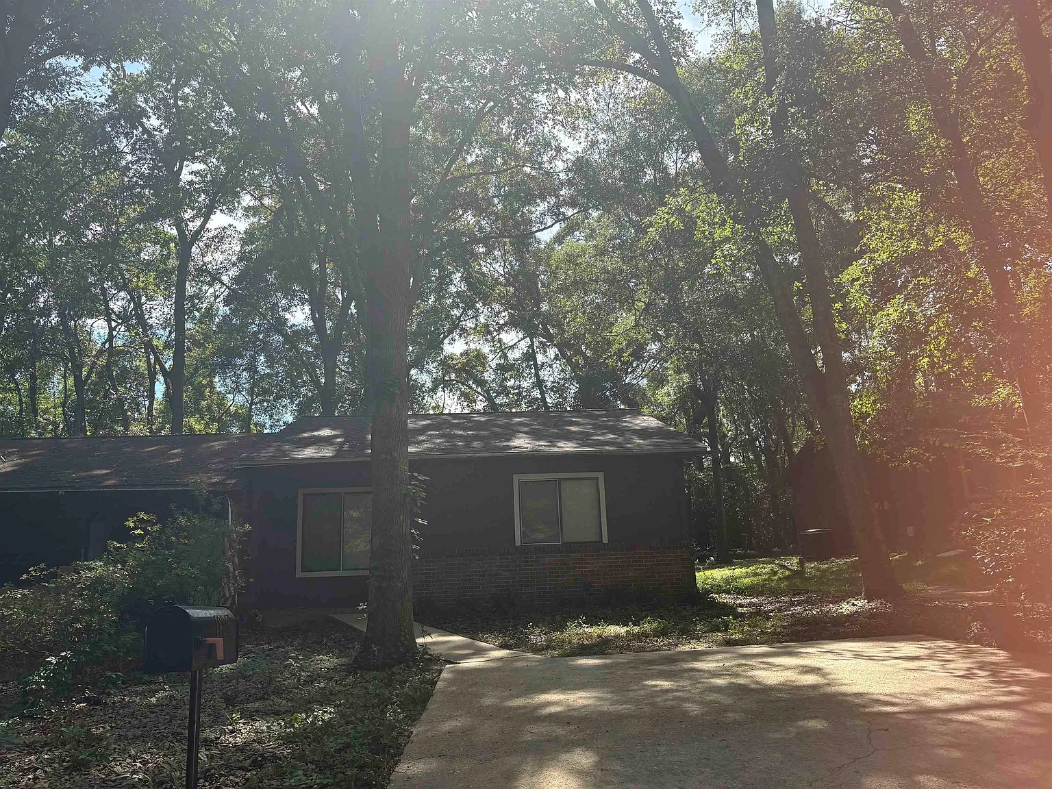 2 bed, 848 sqft, $1,200 — Photo 1