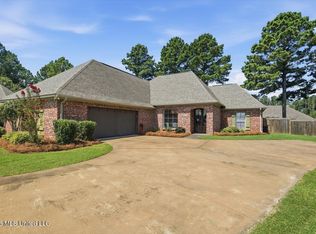 106 Cedar Green Cv, Canton, MS 39046