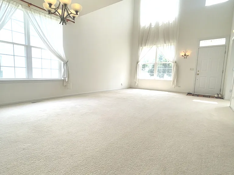 1884 Fescue Dr — Photo 2