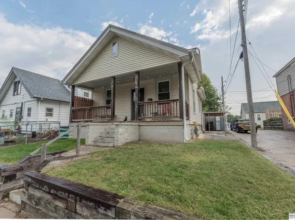 1411 S 6th St, Omaha, NE 68108