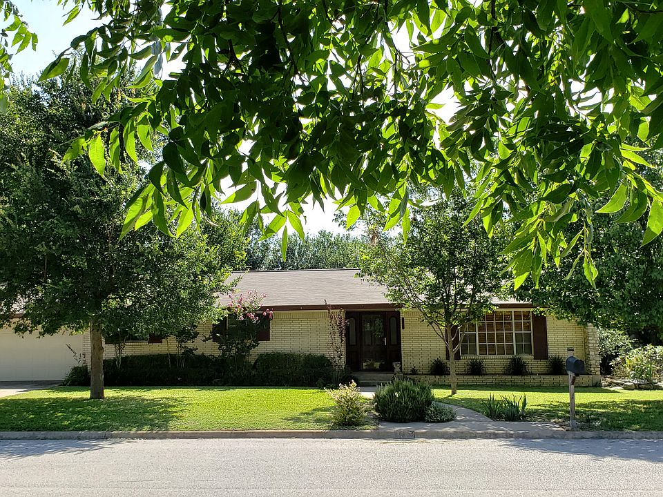 1st image of 1011 N Vandeveer