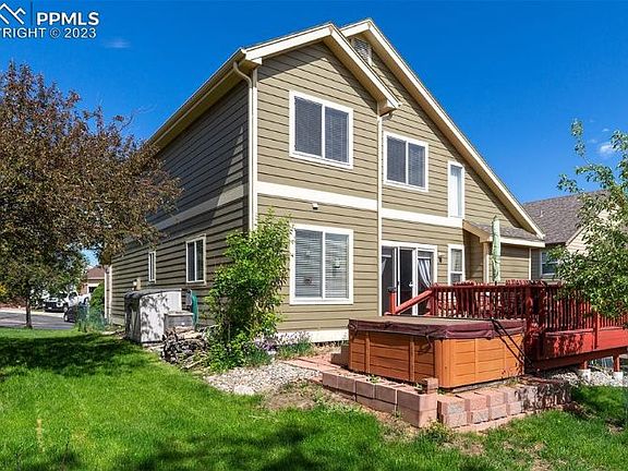 3rd image of 5919 Mapleton Dr